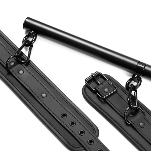 Detachable Rigid Spreader Bar and 4 Detachable Neoprene and Vegan Leather Cuffs - immagine 5