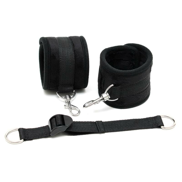 Rimba Bondage Play Ankle Cuffs with Adjustable Spreader Strap Adjustable Black - immagine 3